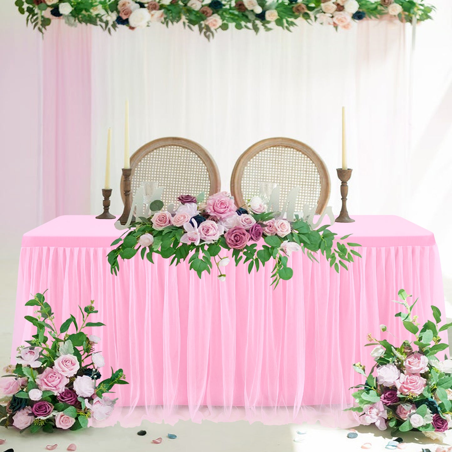 Tablecloth with tulle skirt